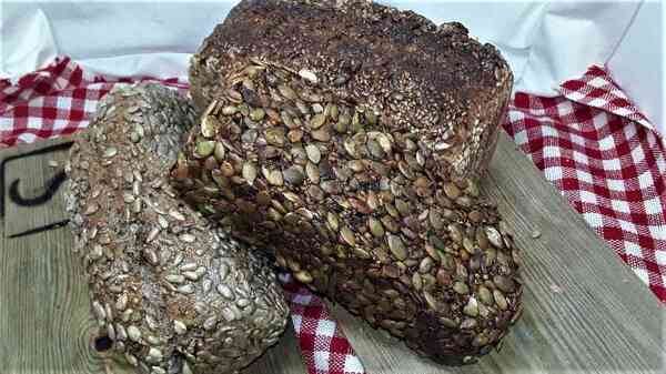 Vollkorn- & Schrot- Brote